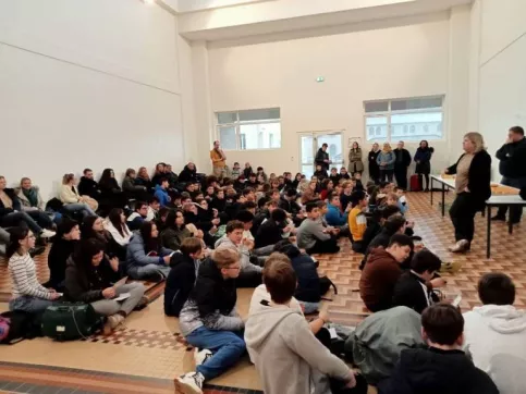 Remise des cartes de Bonne Année